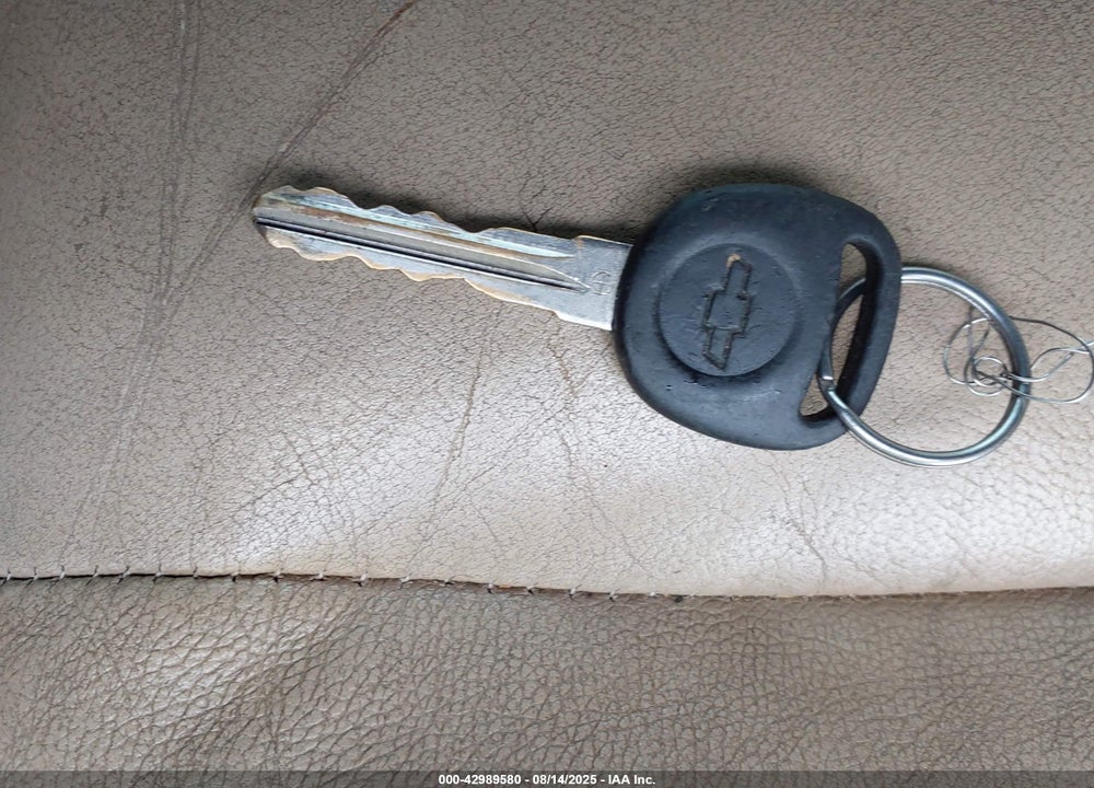 2013 CHEVROLET TAHOE LT VIN: 1GNSKBE04DR339098