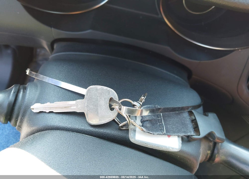 2013 HYUNDAI GENESIS VIN: KMHHU6KJ3DU105819