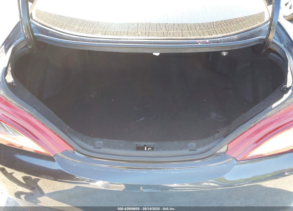 2013 HYUNDAI GENESIS VIN: KMHHU6KJ3DU105819