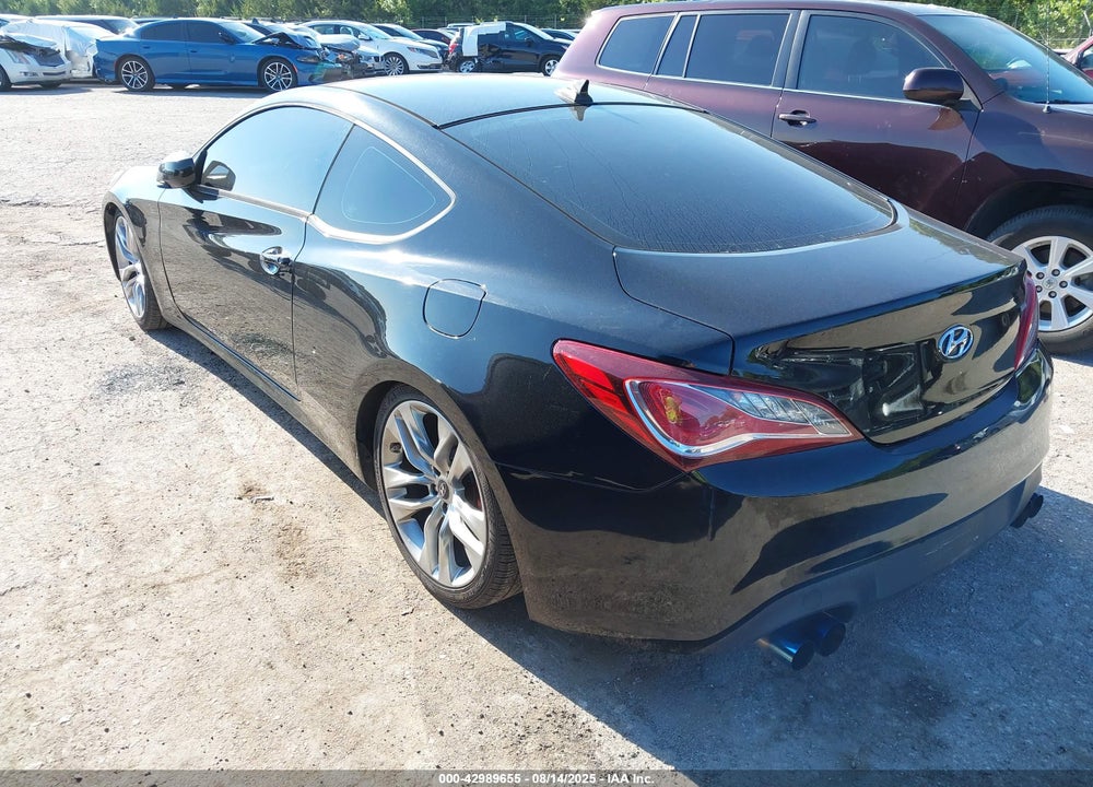2013 HYUNDAI GENESIS VIN: KMHHU6KJ3DU105819