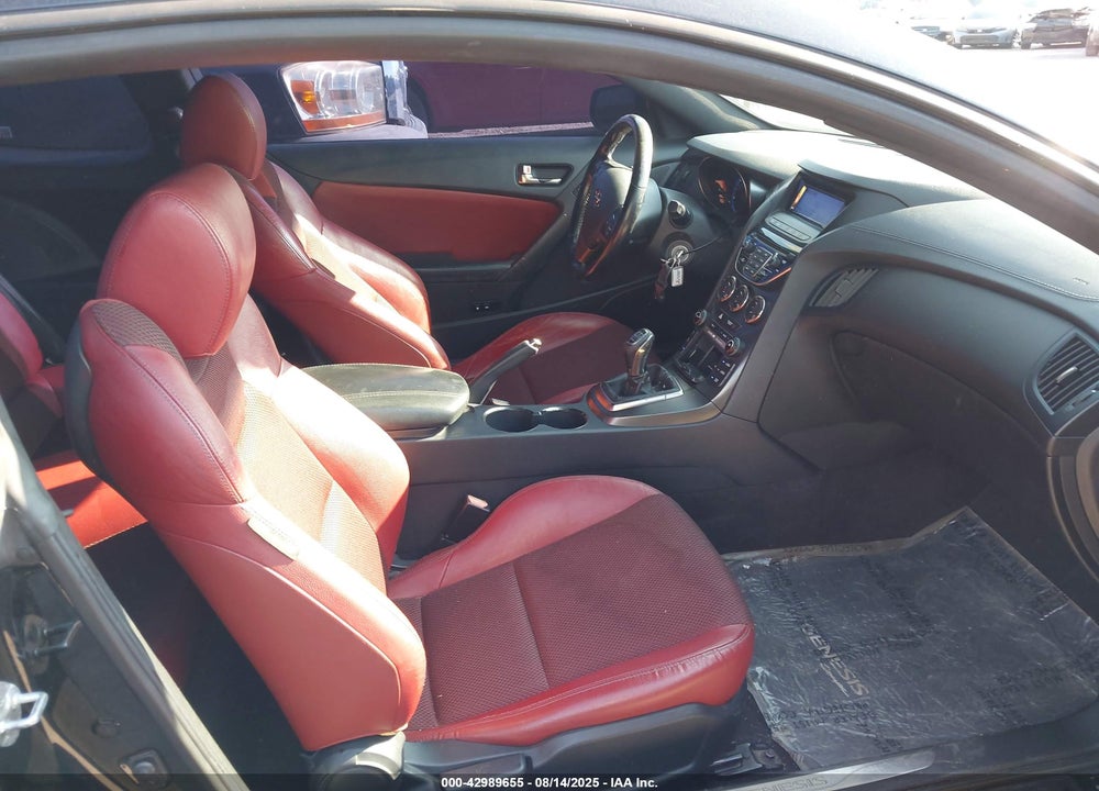 2013 HYUNDAI GENESIS VIN: KMHHU6KJ3DU105819
