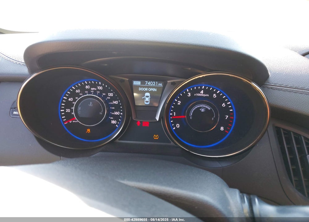 2013 HYUNDAI GENESIS VIN: KMHHU6KJ3DU105819
