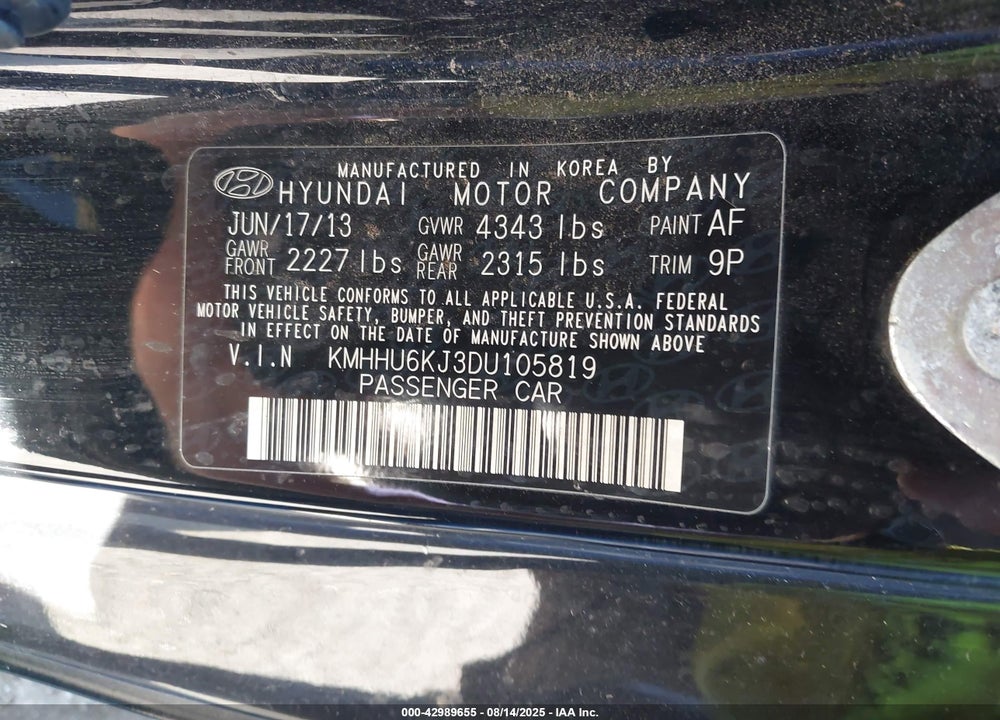 2013 HYUNDAI GENESIS VIN: KMHHU6KJ3DU105819
