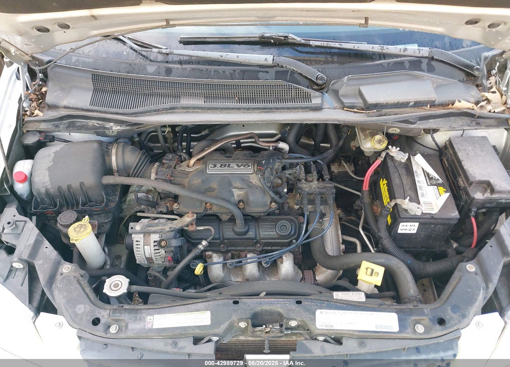 2010 DODGE GRAND CARAVAN VIN: 2D4RN3D10AR477471