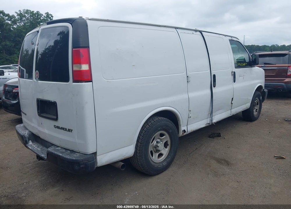 2006 CHEVROLET EXPRESS WORK VAN VIN: 1GCFG15X661173557