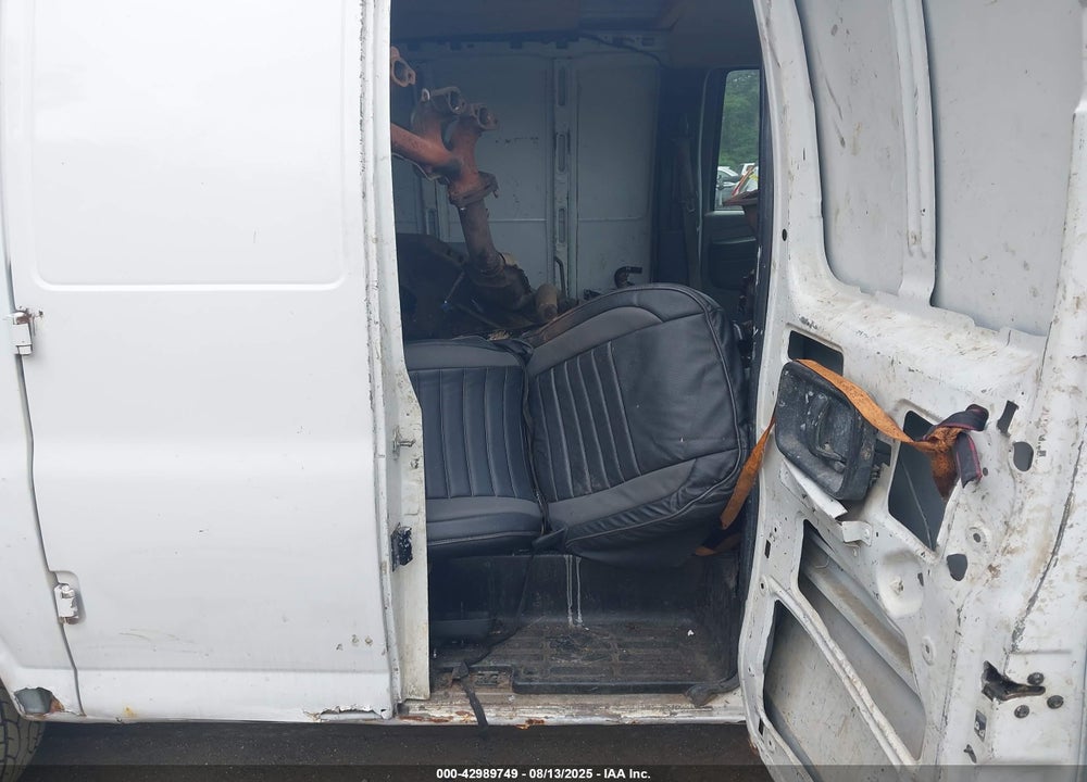 2006 CHEVROLET EXPRESS WORK VAN VIN: 1GCFG15X661173557