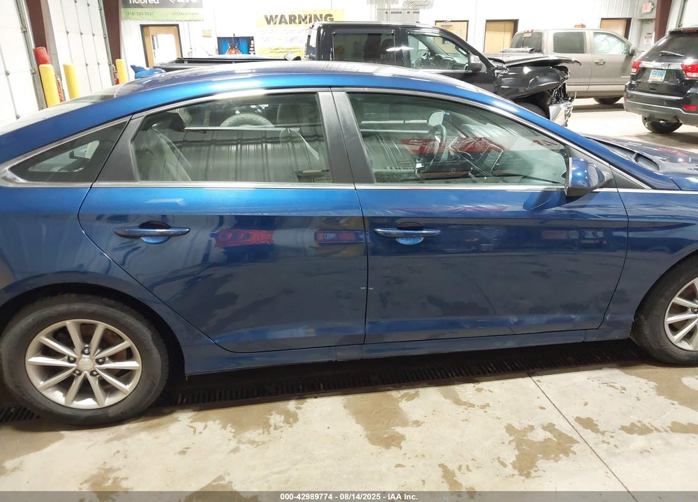 2019 HYUNDAI SONATA SE VIN: 5NPE24AFXKH802152