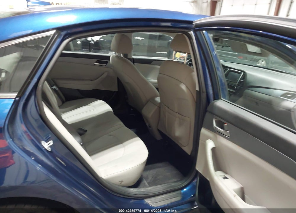 2019 HYUNDAI SONATA SE VIN: 5NPE24AFXKH802152