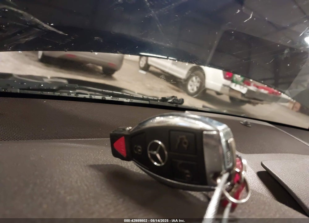2011 MERCEDES-BENZ C CLASS VIN: WDDGF8BB7BR166532