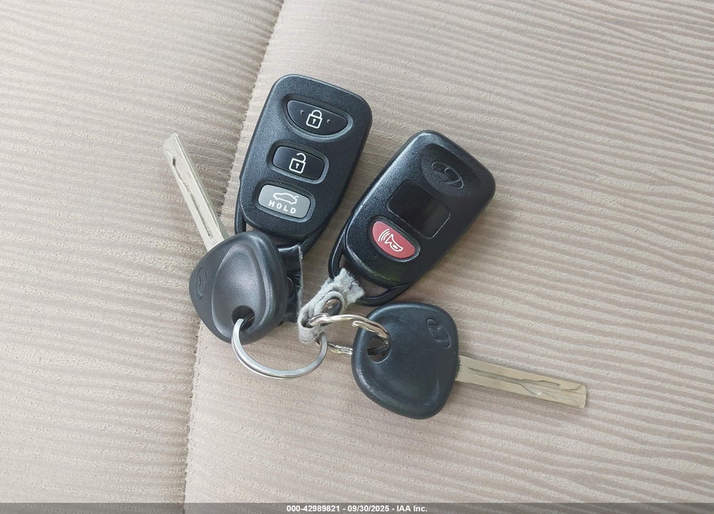 2012 HYUNDAI SONATA GLS VIN: 5NPEB4AC9CH322675