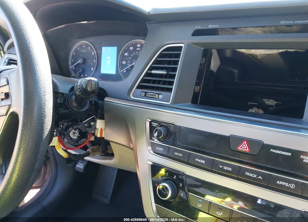 2016 HYUNDAI SONATA SE VIN: 5NPE24AF7GH322495