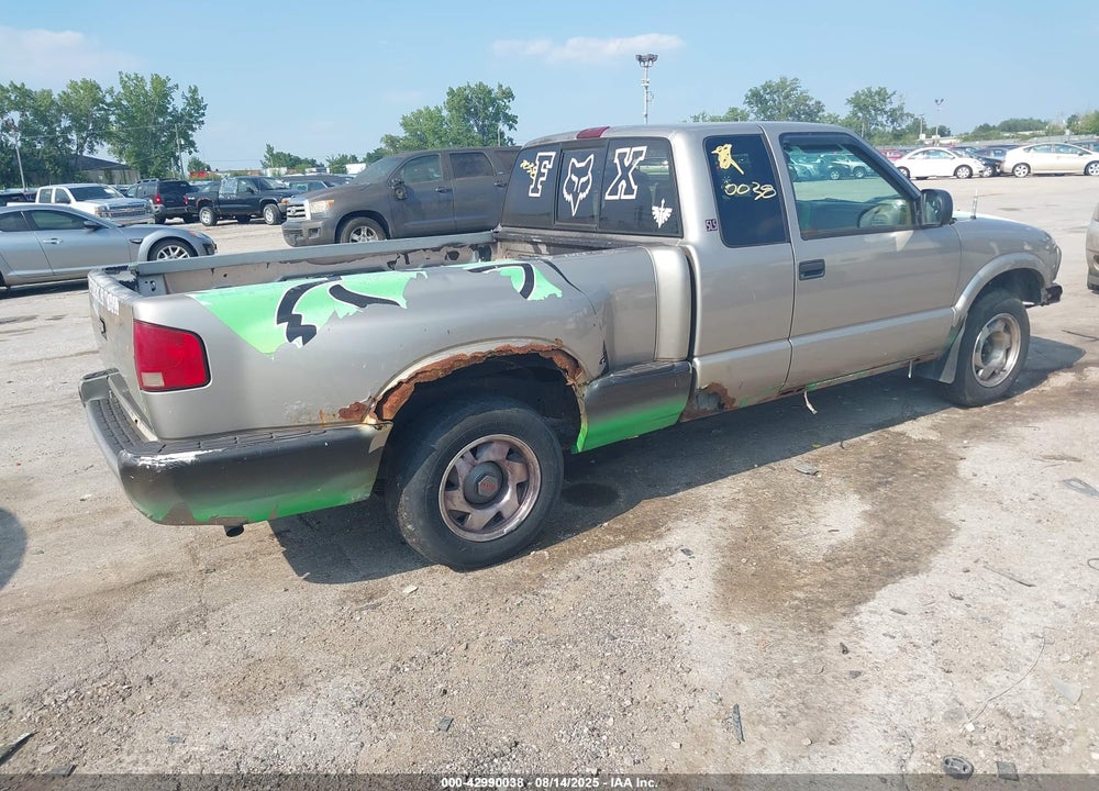 1998 GMC SONOMA SLS SPORTSIDE VIN: 1GTCS1941W8545153