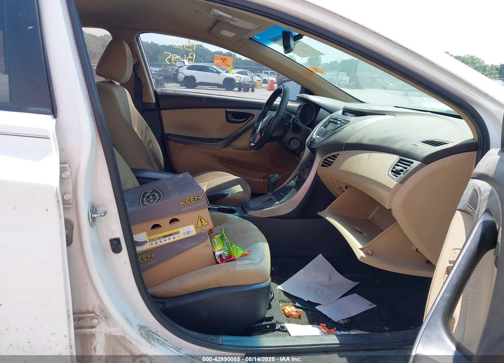 2013 HYUNDAI ELANTRA VIN: 5NPDH4AE9DH178655