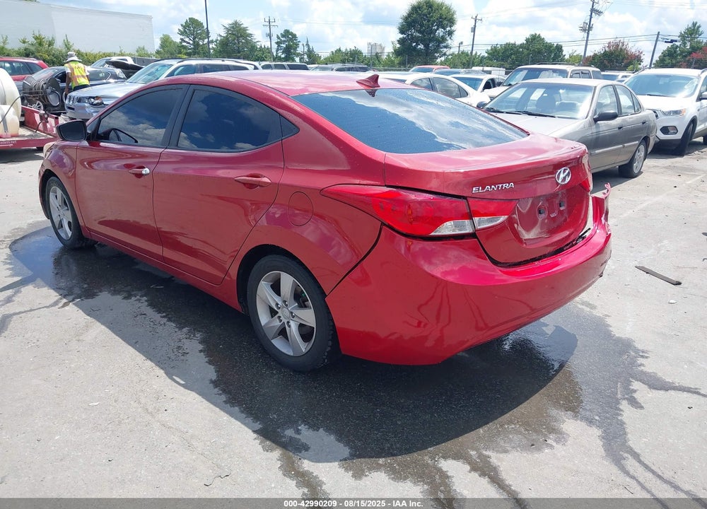 2013 HYUNDAI ELANTRA VIN: KMHDH4AE7DU801045