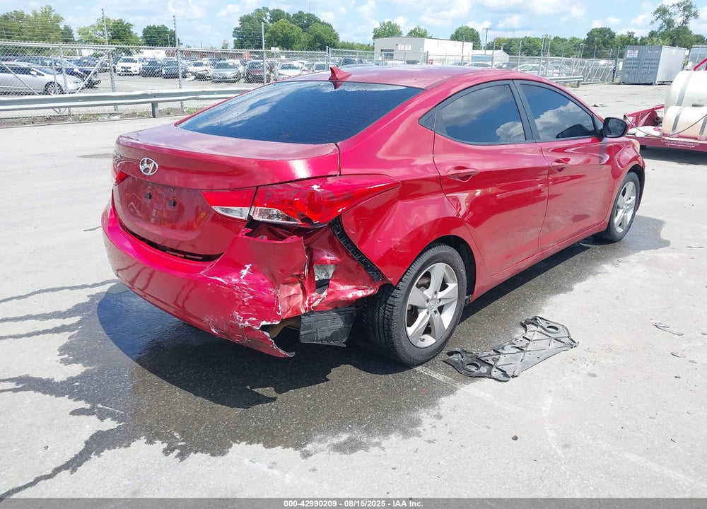 2013 HYUNDAI ELANTRA VIN: KMHDH4AE7DU801045