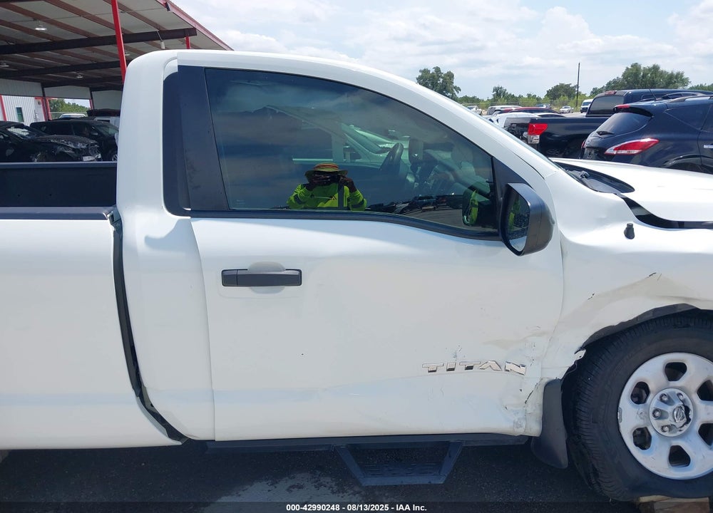 2017 NISSAN TITAN VIN: 1N6AA1R70HN552147