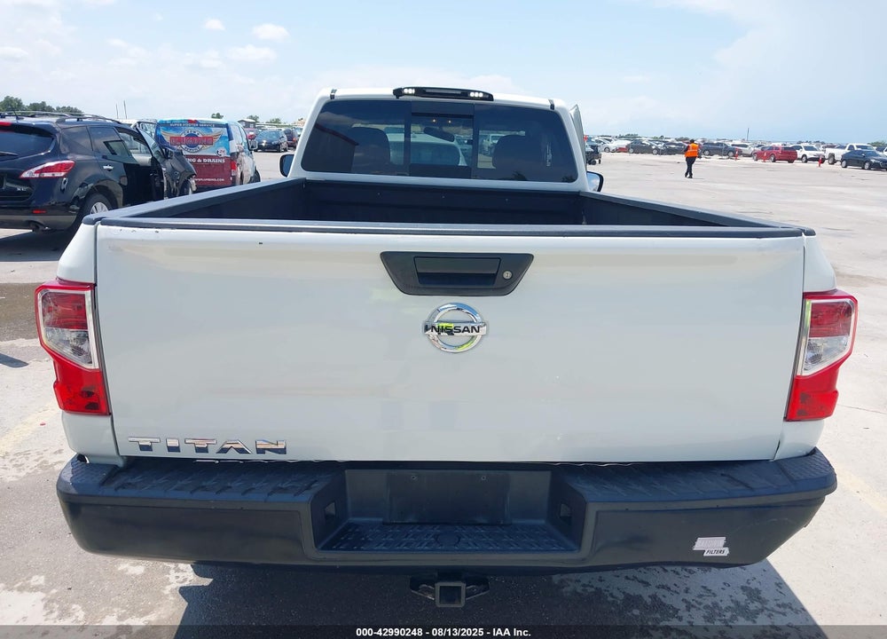 2017 NISSAN TITAN VIN: 1N6AA1R70HN552147