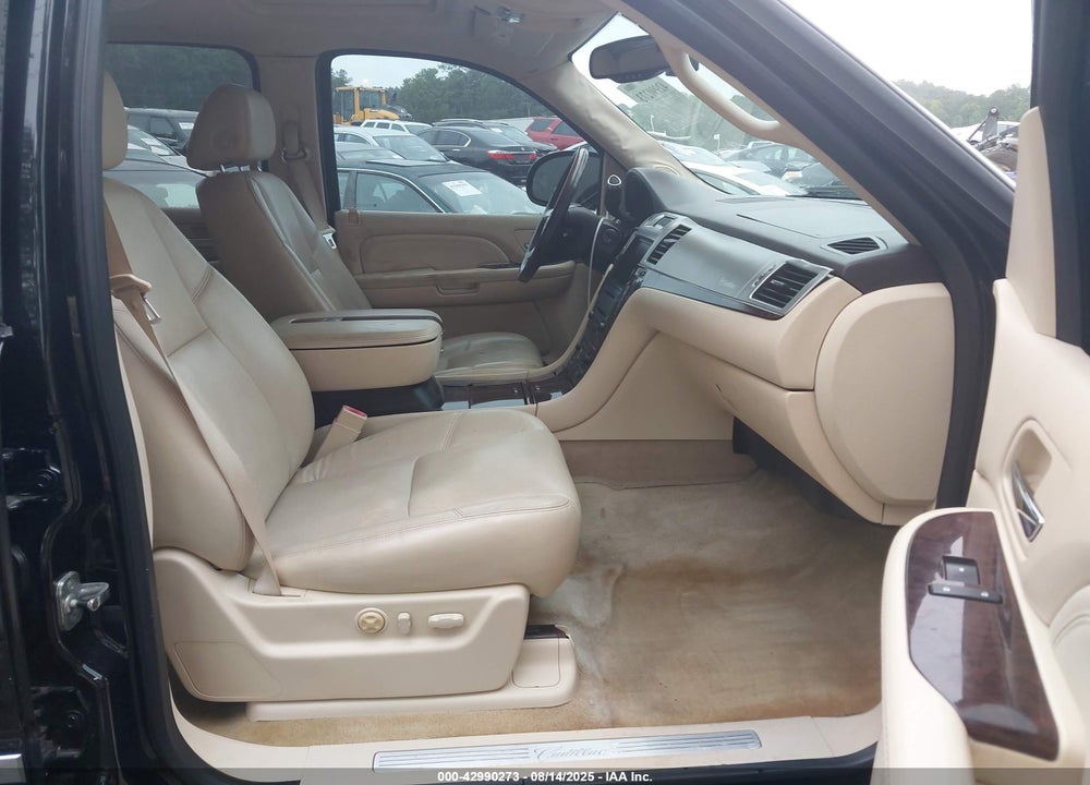 2008 CADILLAC ESCALADE EXT STANDARD VIN: 3GYFK62878G117845