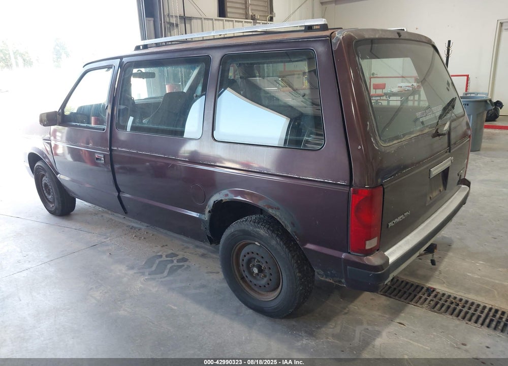 1990 PLYMOUTH VOYAGER VIN: 2P4FH25K5LR541088