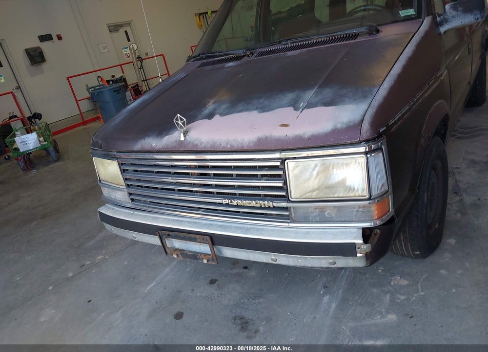 1990 PLYMOUTH VOYAGER VIN: 2P4FH25K5LR541088