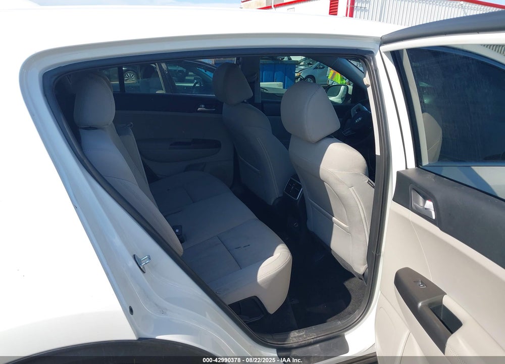 2022 KIA SPORTAGE VIN: KNDPM3AC3N7003213