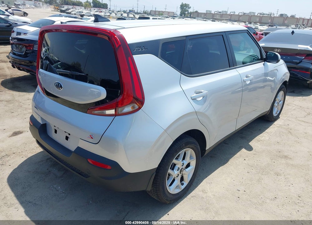 2021 KIA SOUL VIN: KNDJ23AU8M7770722