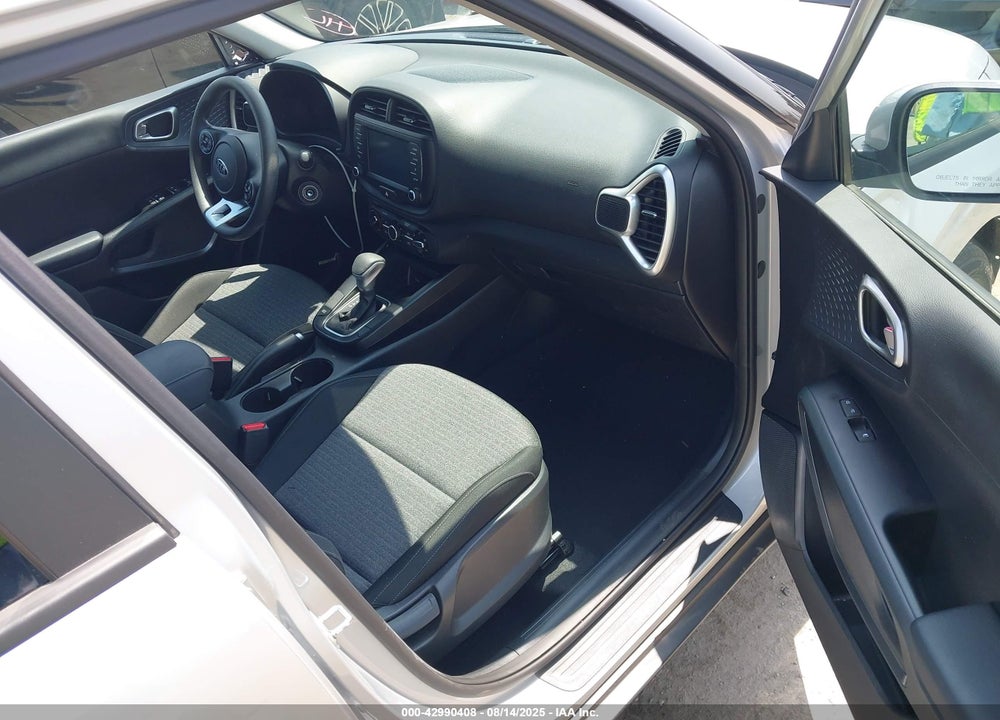 2021 KIA SOUL VIN: KNDJ23AU8M7770722