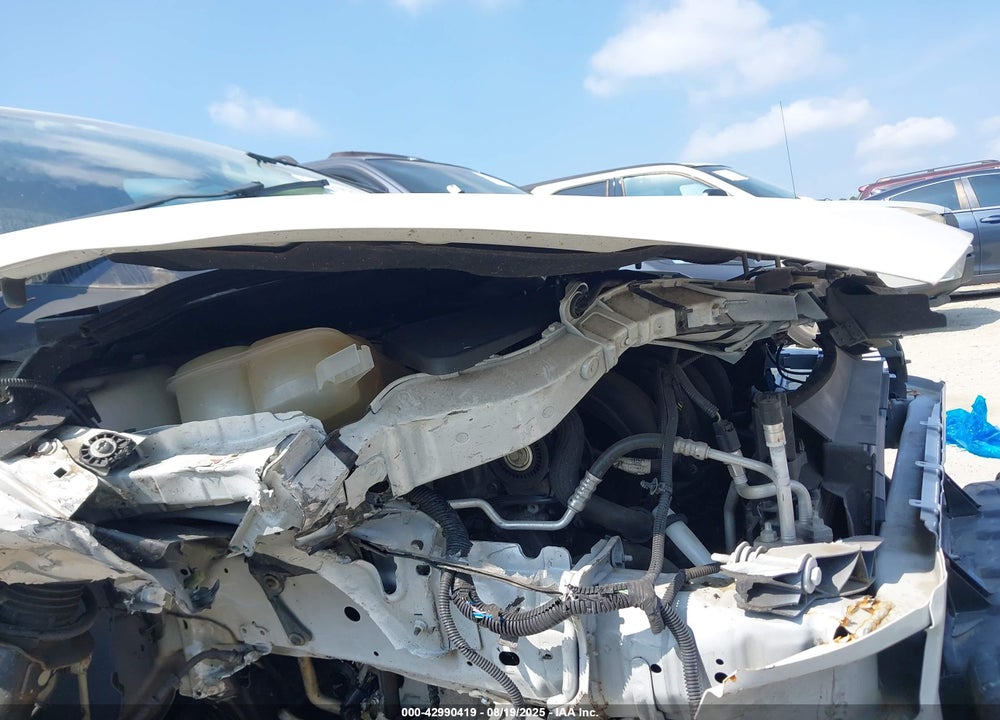 2018 FORD FOCUS VIN: 1FADP3J27JL294615
