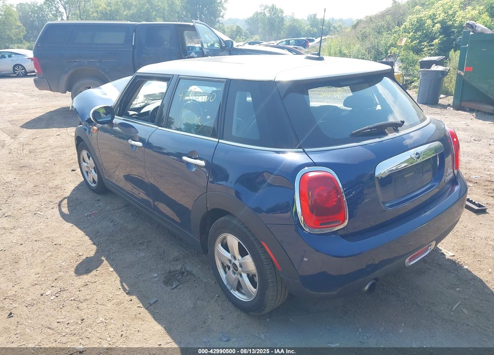 2017 MINI HARDTOP VIN: WMWXU1C55H2E17811