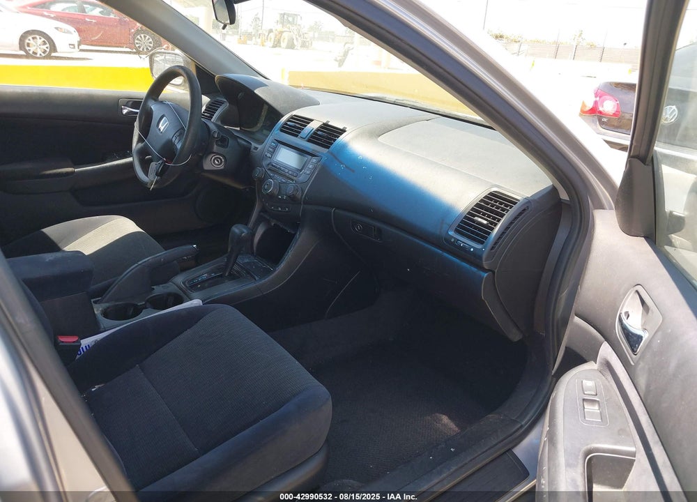 2003 HONDA ACCORD 2.4 LX VIN: JHMCM56363C058096