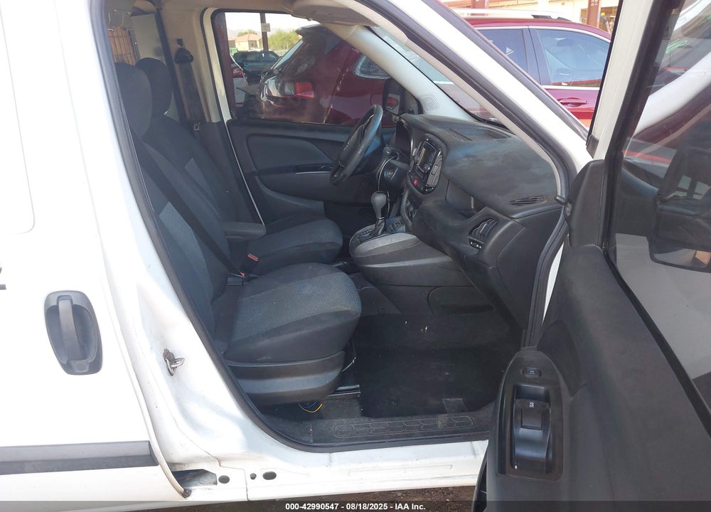 2018 RAM PROMASTER CITY TRADESMAN VIN: ZFBERFAB8J6K71940