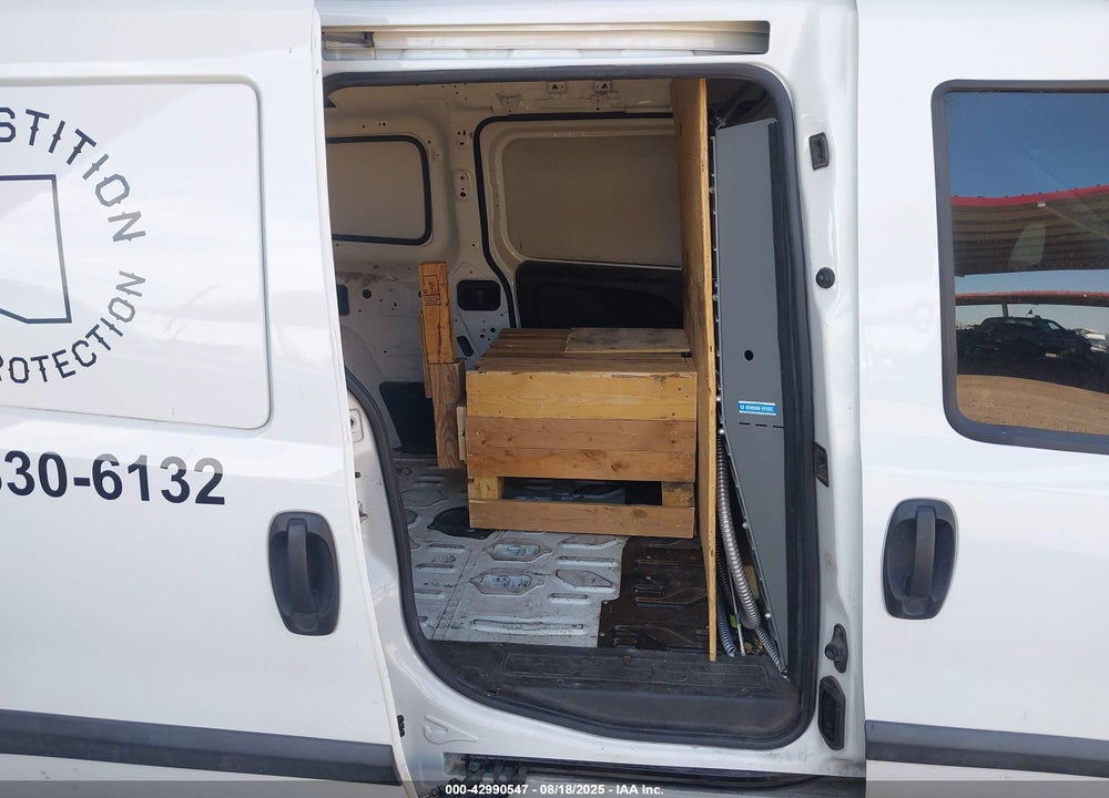 2018 RAM PROMASTER CITY TRADESMAN VIN: ZFBERFAB8J6K71940