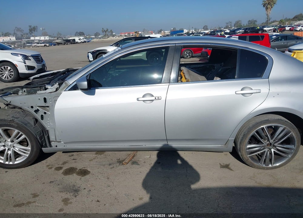 2015 INFINITI Q40 VIN: JN1CV6AP1FM503098