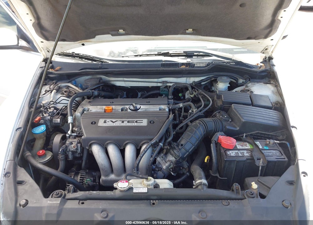 2004 HONDA ACCORD 2.4 LX VIN: 1HGCM56334A040106