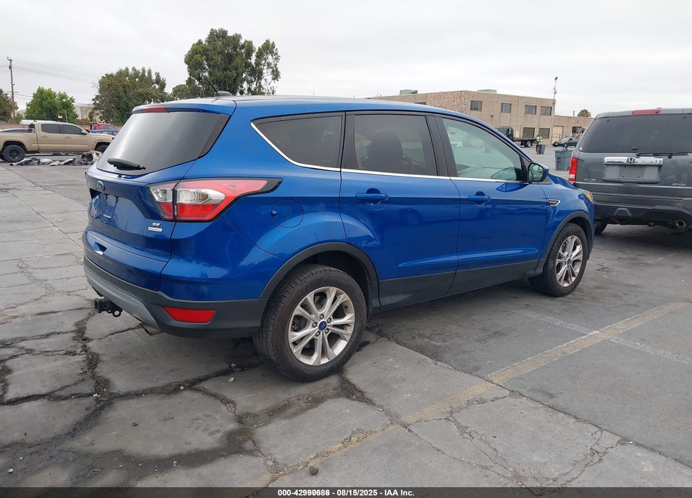 2017 FORD ESCAPE SE VIN: 1FMCU0GD8HUC27155