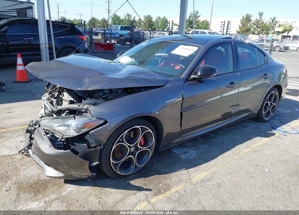 2022 ALFA ROMEO GIULIA VELOCE TI RWD VIN: ZARFAMBN2N7660391