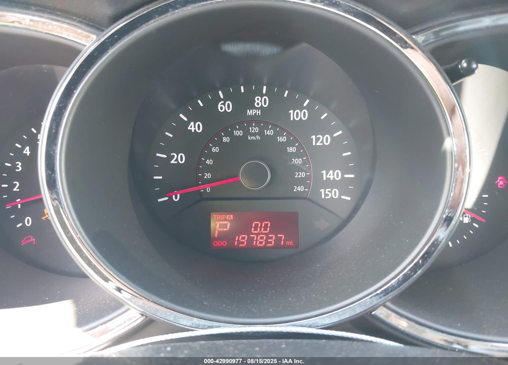 2013 KIA SORENTO LX VIN: 5XYKT3A13DG399561