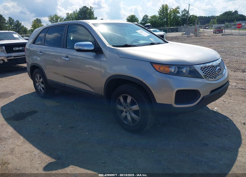 2013 KIA SORENTO LX VIN: 5XYKT3A13DG399561