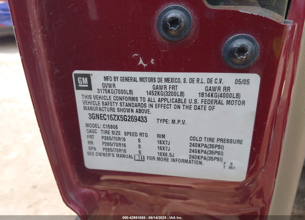 2005 CHEVROLET SUBURBAN 1500 LS VIN: 3GNEC16ZX5G269433