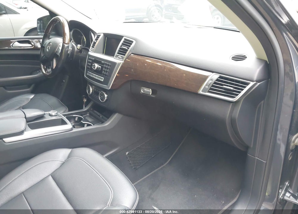 2015 MERCEDES-BENZ ML-CLASS VIN: 4JGDA5HB5FA491603