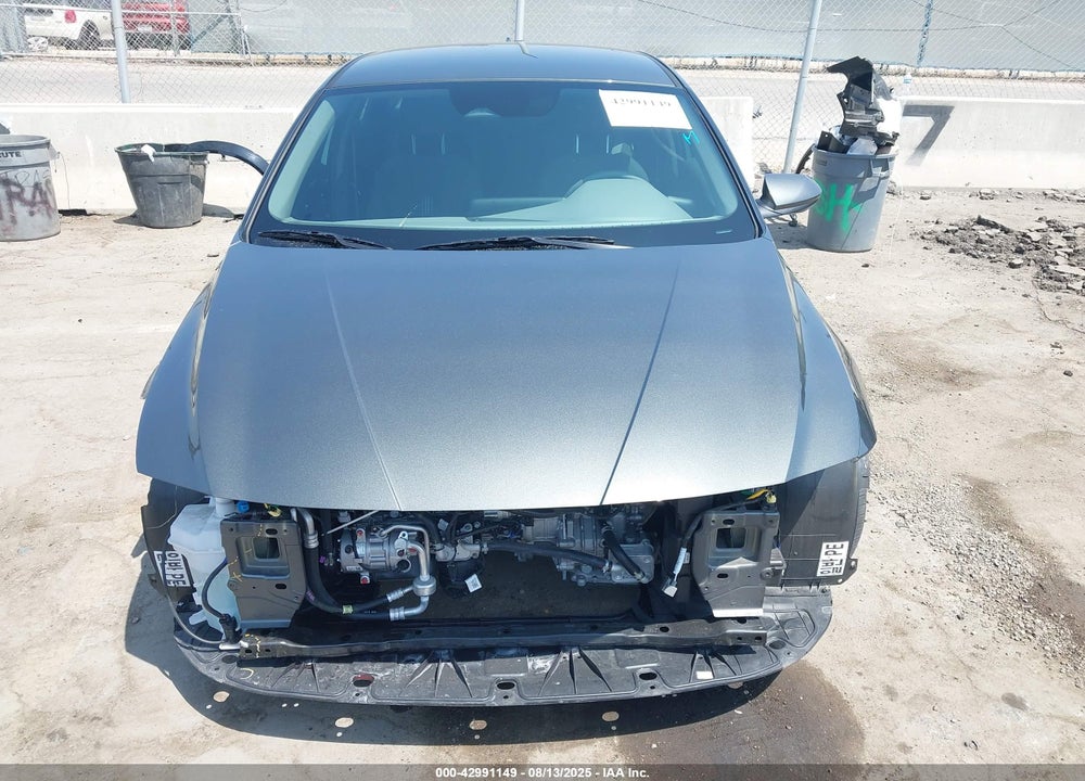 2024 HYUNDAI ELANTRA VIN: KMHLM4DG7RU841993