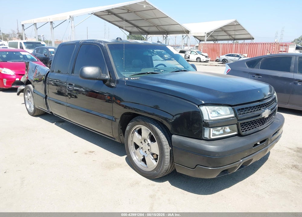 2005 CHEVROLET SILVERADO 1500 LS VIN: 2GCEC19T451234704