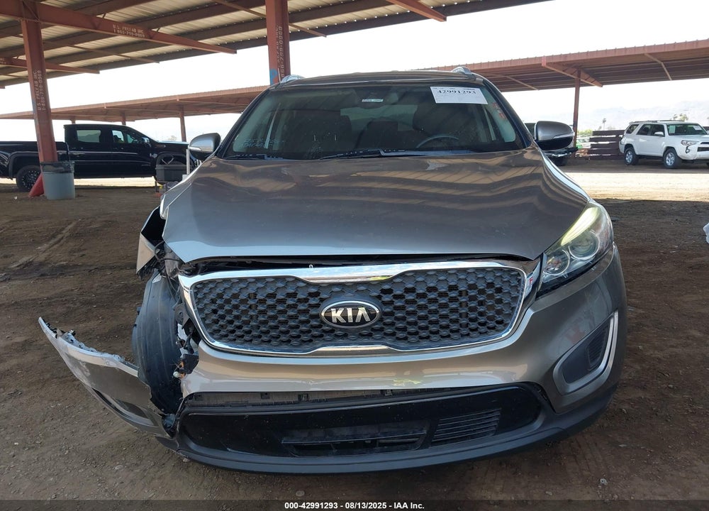 2017 KIA SORENTO VIN: 5XYPG4A37HG239996