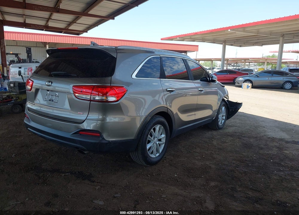 2017 KIA SORENTO VIN: 5XYPG4A37HG239996