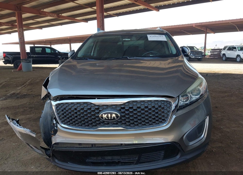 2017 KIA SORENTO VIN: 5XYPG4A37HG239996