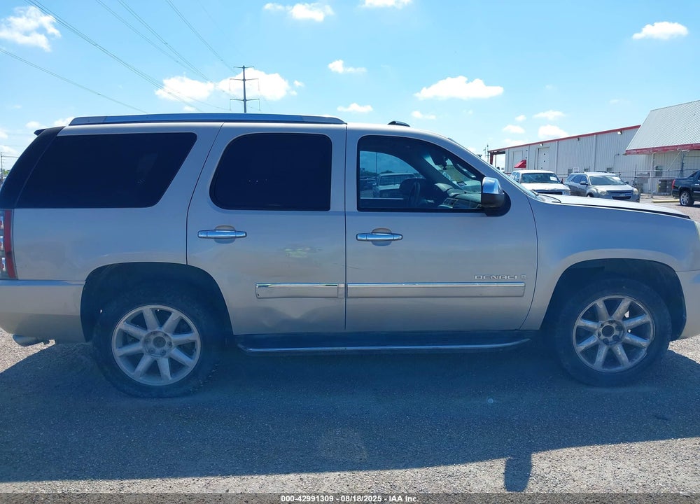 2009 GMC YUKON VIN: 1GKFC03279R254364