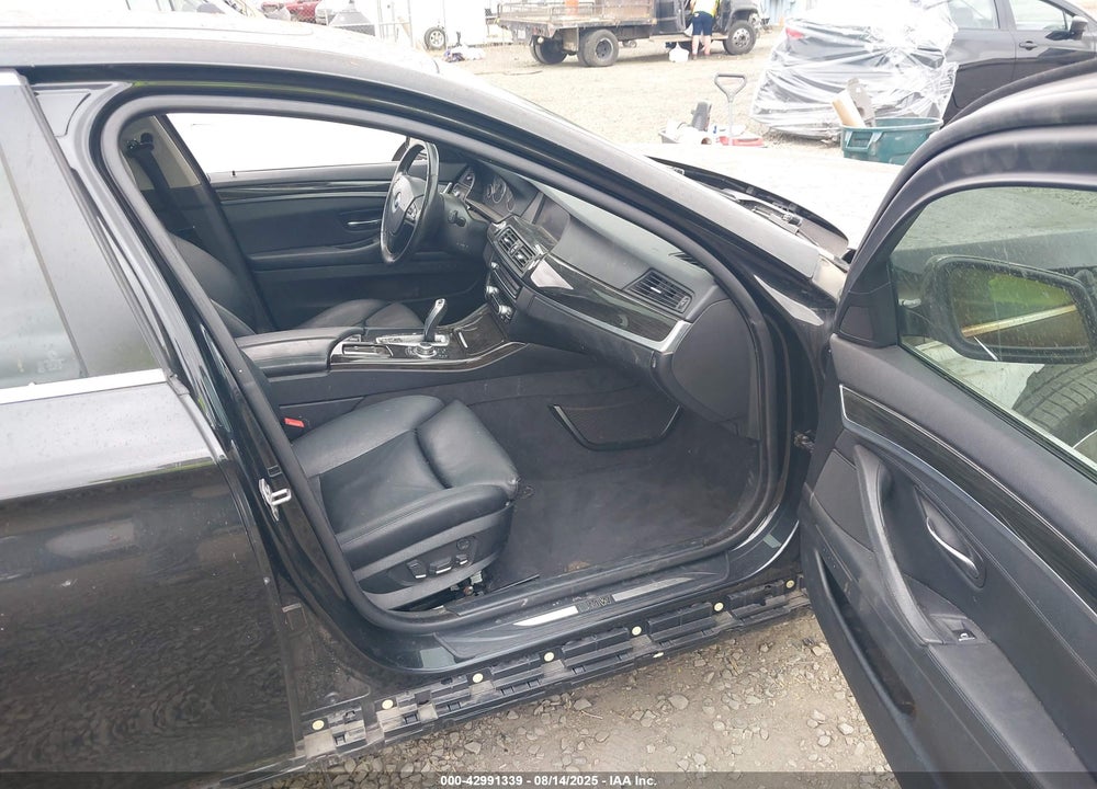 2013 BMW 528I XDRIVE VIN: WBAXH5C54DD106586