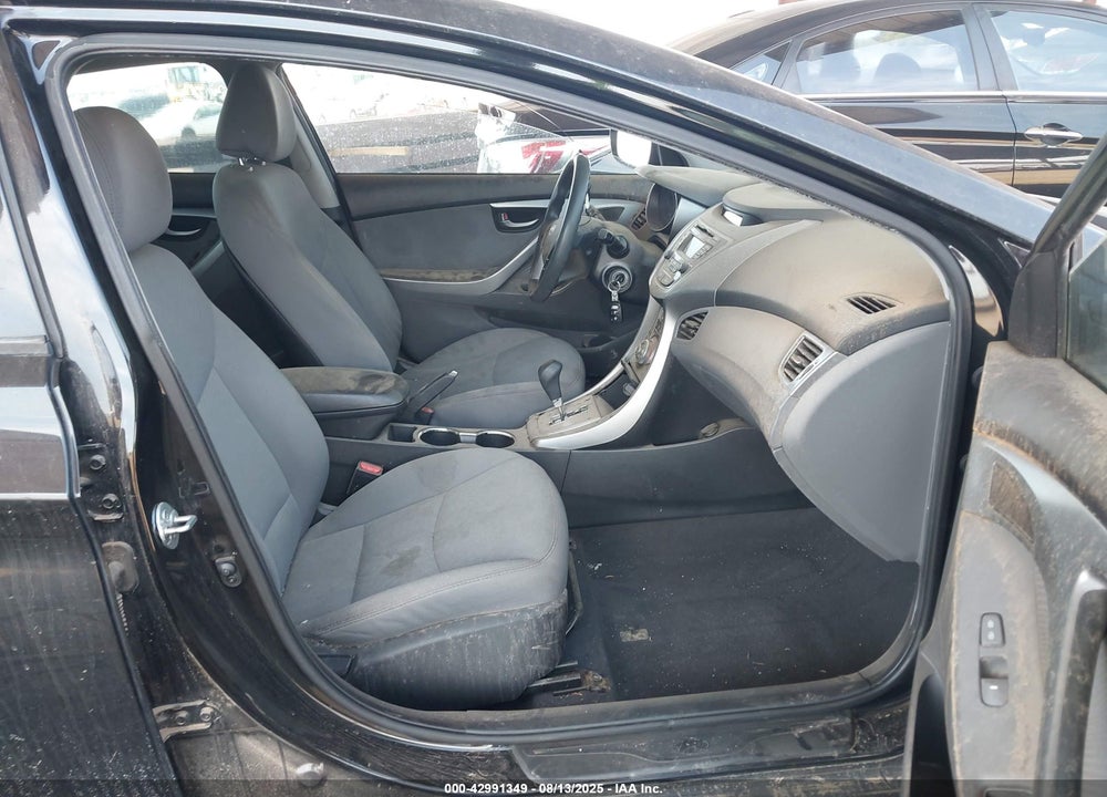 2013 HYUNDAI ELANTRA VIN: 5NPDH4AE5DH285816