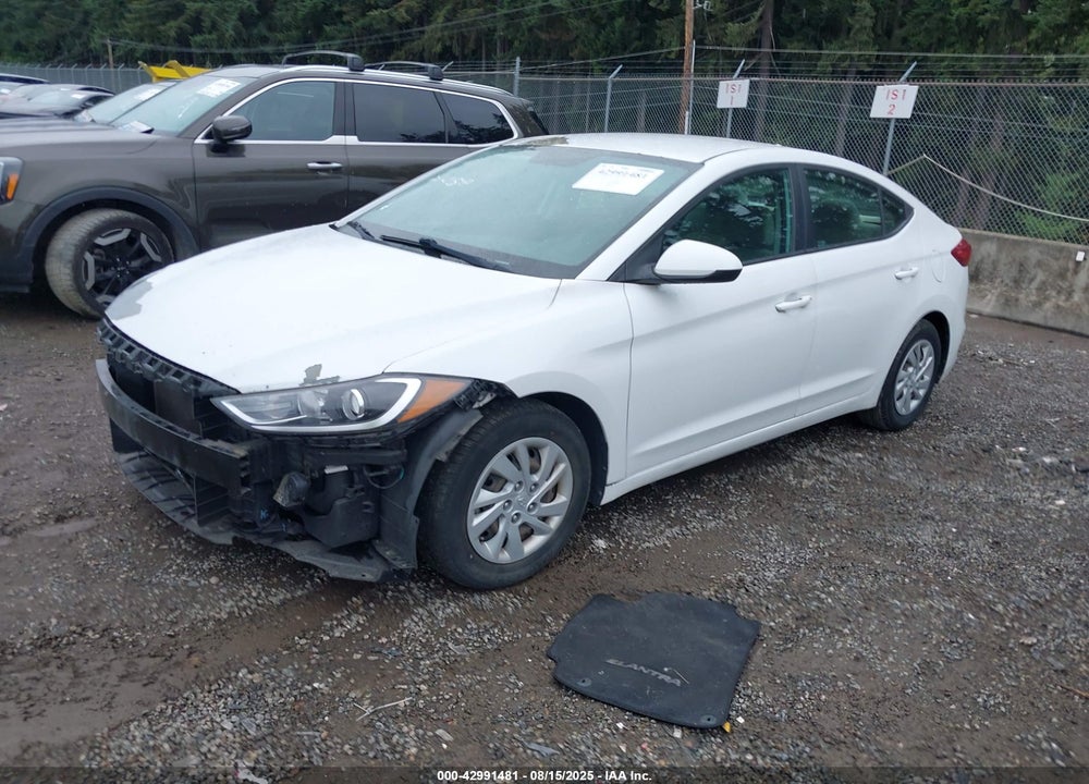 2017 HYUNDAI ELANTRA VIN: 5NPD74LF3HH070160