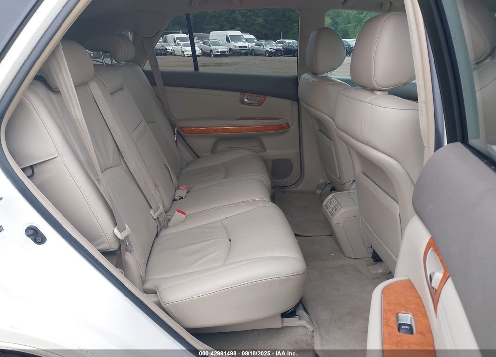 2008 LEXUS RX 350 VIN: 2T2HK31U18C068529